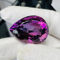 Aigue-marine naturelle taille poire 84,30 carats, grande taille, qualité AAA, lueur violette, coupe et polissage parfaits, certifiée par un tiers