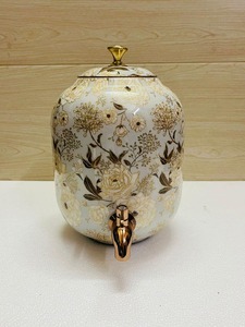 Distributeur d'eau en céramique avec couvercle, motif floral, accents dorés, grande capacité, pour usage domestique - Product Image 1