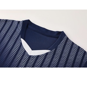 Vêtements de sport confortables pour hommes, uniforme de football 100% polyester, uniforme de football sur mesure pour hommes - Product Image 1