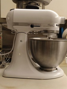 Classic Series 4.5 Quart Tilt-Head Stand Mixer - Product Image 5