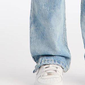 Jeans Azules Clásicos de Corte Recto, Prenda Duradera de Alta Calidad / Material Transpirable y Cómodo para un Ajuste Relajado y Diseño Casual - Product Image 4