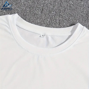 Produit le plus vendu, qualité supérieure, fabriqué à la main, tissu doux, design tendance, ensemble confortable de t-shirt et short pour homme - Product Image 3