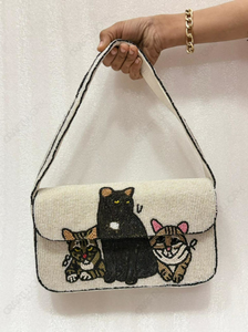 Sacs fourre-tout promotionnels en toile brodée, faits à la main, durables, de haute qualité, avec motif trois chats perlés, à rabat et fermeture magnétique, 1L - Product Image 2