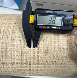 Revestimiento de Pared Texturizado de Fibra Orgánica Tejida a Mano para Espacios Residenciales y de Oficina - Product Image 4