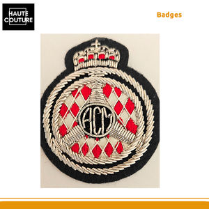 Insignia Cosida a Mano de Alta Calidad – Diseño de Corona Roja y Plateada de 5×6 cm para Chaquetas a Precio Directo de Fábrica - Product Image 5