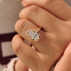 Bague en or avec diamant taille poire de qualité supérieure, sertie en clos de griffes, bijoux de mariée de laboratoire, fournisseur en gros en ligne - Product Image 5