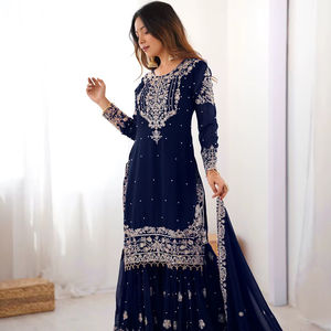 Élégant ensemble Sharara de style pakistanais avec broderies et paillettes – Collection Festival et Mariage - Product Image 1