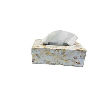 Couvercle décoratif de boîte à mouchoirs en bois incrusté d'os - Product Image 1