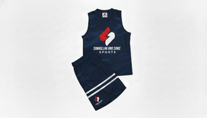 Ensemble d'uniformes de basketball haut de gamme, design de logo personnalisé, tissu respirant, maillot et shorts pour l'entraînement et les matchs - Product Image 4