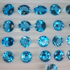 Lote de topacios azules suizos naturales, calidad AAA y brillo AAA, perfectos para tallar y pulir, disponibles a precio económico. - Product Image 1
