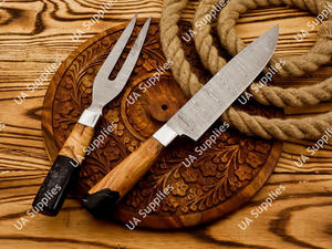 ชุดมีดสับและส้อมทำจากเหล็กดามัสกัสคุณภาพสูง คมกริบระดับมืออาชีพ สำหรับหั่นเนื้อบริสเก็ต บาร์บีคิว ใช้งานได้ทั้งมือซ้ายและขวา ด้ามจับสีเขียวมะกอก - Product Image 6