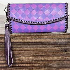 Factory Wholesale Women's Hand Tooled Cowhide Leather Fashion Clutch Trendy Diamond Checkered Leather Wallet <b>Purse</b> With Wristlet - Product Image 4