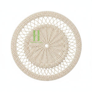Salvamanteles Redondos de Ratán Tejido Natural Hecho a Mano de Alta Calidad, Platos Base de Ratán, Decoración Boho para Mejorar Su Experiencia Gastronómica - Product Image 1