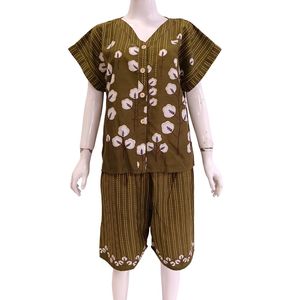 Robes décontractées pour femmes à col en V, pyjama à manches courtes et pantalon court, confortables à porter au quotidien par Chrysanta - Product Image 3