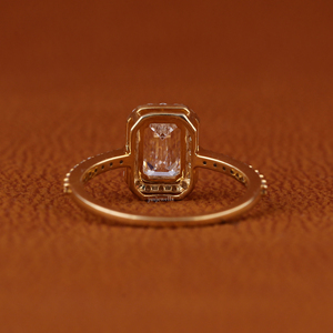 Anillo de Diamante de Laboratorio con Corte Esmeralda, Oro/Platino de 14k, Diamante CVD con Certificado IGI, Joyería Nupcial para Mujer - Product Image 4