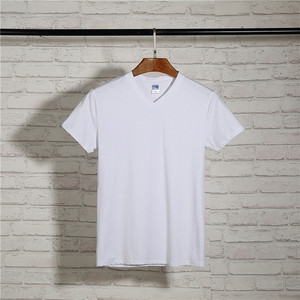 เสื้อยืดคอกลมแขนสั้นผ้าฝ้ายธรรมดาสำหรับผู้ชาย พิมพ์โลโก้ตามสั่ง ผ้าทวิล ODM ระบายอากาศได้ดี กันยับ เป็นมิตรกับสิ่งแวดล้อม - Product Image 3