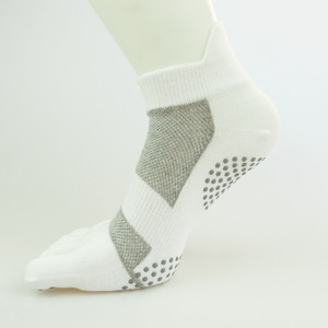 Yoga Toe <b>Socks</b> with Non Slip <b>Grips</b> Low Cut Five Finger Cotton <b>Socks</b> Breathable Anti Skid Sport Hosiery for Pilates and Gym Work - Product Image 5