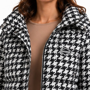 Parka Impermeable con Capucha para Mujer, con Costuras de Primera Calidad, Cintura Ajustable y Calidez Térmica para Clima Frío - Product Image 3