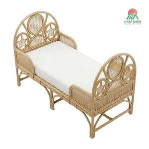 Cama infantil de ratán natural que se puede montar en 3 partes. Muebles para dormitorio infantil. - Product Image 2