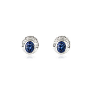 Exquisitos Pendientes de Oro Blanco de 14K con Zafiro Azul y Diamantes, Piedra de Nacimiento de Septiembre, Joyería de Piedras Preciosas al por Mayor - Product Image 1