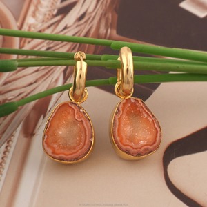 Boucles d'oreilles pendantes en agate drusy rouge plaquées or, avec tranches de cristal naturel, pour femmes, vente en gros - Product Image 2