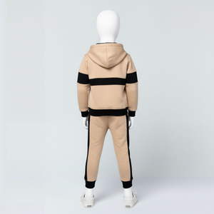 Conjunto Deportivo Informal de Otoño para Niños, Unisex, de 2 Piezas, Sudadera con Capucha y Pantalones Largos a Juego, Estilo Lavado Ácido - Product Image 3