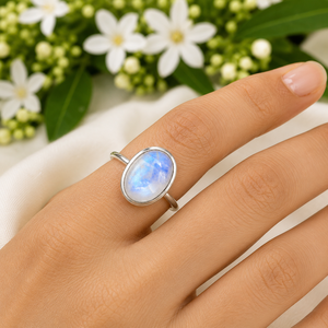 Bague en argent sterling 925 avec pierre de lune ovale sertie clos, bijoux raffinés pour mariage, fiançailles, anniversaire, fête - Product Image 4
