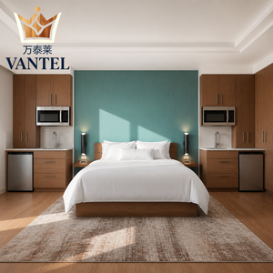 Set di Mobili per Suite d'Albergo, Arredamento Moderno in Legno per Camere Ospiti con Letto, Armadio e Minibar - Product Image 2