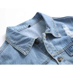 แจ็คเก็ตเดนิมคุณภาพสูง พรีเมียม ผ้าฝ้าย 100% สำหรับผู้ชาย สไตล์วินเทจ ขาดๆ แบบสลิมฟิต สตรีทแวร์ กันลม เป็นมิตรกับสิ่งแวดล้อม เหมาะสำหรับฤดูหนาว - Product Image 4