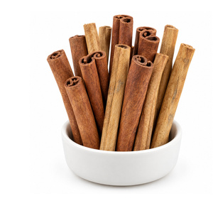 Rouleaux de cannelle du Vietnam, de qualité supérieure, à prix bas, conformes aux normes internationales, les plus vendus, en emballage en vrac - Product Image 1