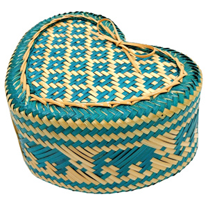 Heart-shaped woven <b>tray</b> <b>basket</b> Seagrass decor - Product Image 6