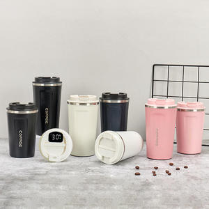 Gobelet de voyage innovant avec surveillance de la température en temps réel, construction en acier durable, accessoire de café de luxe - Product Image 6