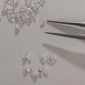 Diamant de laboratoire HPHT en forme de poire, non certifié, de 0,10 carat (ou moins), pour la vente en gros B2B, destiné aux acheteurs mondiaux de diamants B2B - Product Image 2