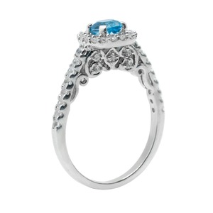 Anillo de Compromiso de Lujo de Plata de Ley 925 con Baño de Rodio, Zirconia Cúbica con Corte Baguette y Engaste de Bisel, Tres Piedras, Certificado IGI para Mujer - Product Image 2