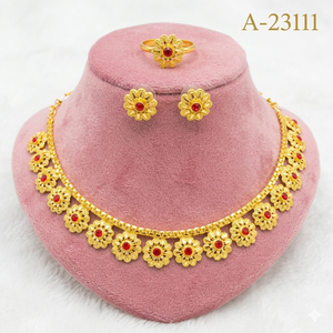 Juego de Joyas Clásicas de Flores Chapadas en Oro con Collar, Aretes y Anillo de Circonita Roja para Mujer, Boda A-23111 - Product Image 1