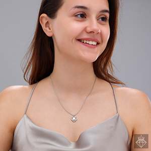 สร้อยคอคริสตัลรูปหัวใจสำหรับผู้หญิงประดับจี้คริสตัลระยิบระยับ - Product Image 4