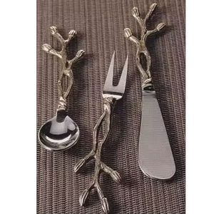 Ensemble de couverts métalliques saisonniers décoratifs – Collection de fourchettes, cuillères et couteaux pour les événements festifs, les dîners, les restaurants, les hôtels et les mariages - Product Image 1