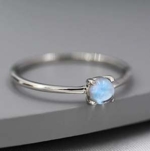 Bague en pierre de lune et bague-tiara en argent sterling, bague Aurora minimaliste - Product Image 2