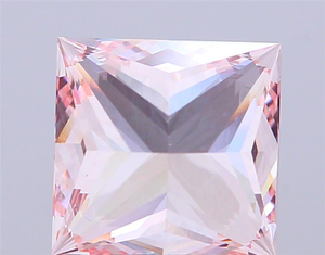 Exquise pierre précieuse rose de 2 carats, taille princesse, offrant un éclat symétrique d'élite et une clarté de couleur intense exceptionnelle. - Product Image 2