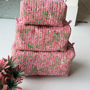 ชุดกระเป๋าเครื่องสำอางลายดอกไม้สีชมพูแบบเย็บติดกัน ขนาดกลาง ผ้าฝ้ายอเนกประสงค์ สไตล์วินเทจ ปิดด้วยผ้าคลุม - Product Image 1