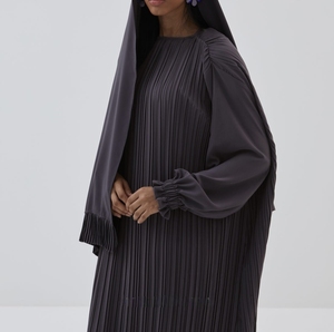Oferta caliente: Abaya islámica tradicional negra hermosa de Dubái para mujer, estilo saudí, de poliéster transpirable, largo hasta el tobillo, para primavera. - Product Image 3