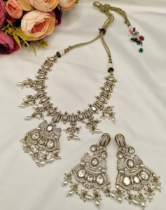 Designer Antique Gold Plated Kundan <b>Necklace</b> Set Bead Drops <b>Statement</b> <b>Necklace</b> Set with Matching Drop Earrings For Wedding Party - Product Image 5