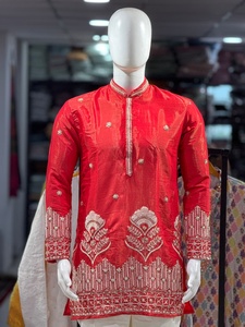 Ensemble Kurta Rouge Premium Scintillant pour Homme avec Broderies Perles Riches et Pantalon Coupe Bootcut Séchage Rapide Été Indien/Pakistanais - Product Image 4