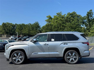 2024 pour Sequoia Levin Turbo, Toit ouvrant panoramique, Essence 4.1-6L, 10KM V6 16V, 5 places, Taille des pneus R21, Cuir gauche - Product Image 2