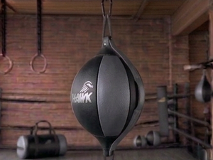 KLTW INT'L Ballon de vitesse de boxe à double extrémité, sac de frappe lourd en cuir PU, mitaine suspendue élastique pour entraînement de réflexe, installation facile - Product Image 5