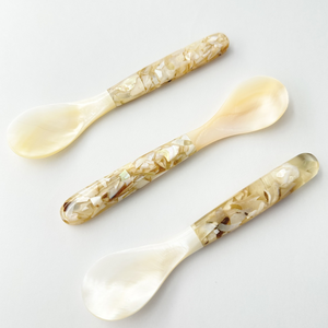 Cuillères modernes en nacre pour caviar, glace, café, desserts – Idéales pour les fêtes et cadeaux d'affaires – Fabriquées au Vietnam - Product Image 2