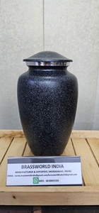 Urna de Aluminio Brassworld India para Cenizas Humanas, Capacidad de 220 Pulgadas Cúbicas, Estilo Americano BRU-7010, Diseños Personalizables, Garantía de 10 Años - Product Image 6