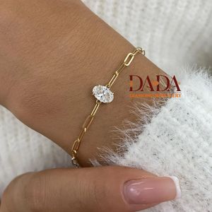 สร้อยข้อมือเพชรทรงรีรักษาทรงรูปไข่  ทอง 14K ชุบโรเดียม  ได้รับการรับรองจาก IGI สำหรับผู้หญิง ดีไซน์เรียบหรู สง่างาม - Product Image 4