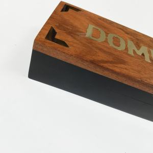 Juego de Dominó Moderno de Mármol con Detalles en Latón y Caja de Almacenamiento de Madera, Elegante Decoración de Mesa para Reuniones Familiares - Product Image 3