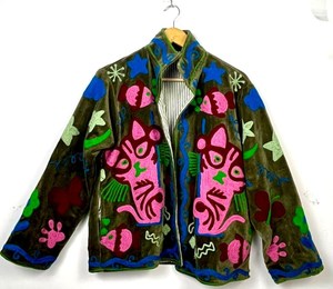 Chaqueta de Mujer con Bordado de Gato Colorido Estilo Vintage Funky, Abrigo Artístico Hecho a Mano, Estilo Boho Chic, Prenda de Moda Única para Invierno - Product Image 2